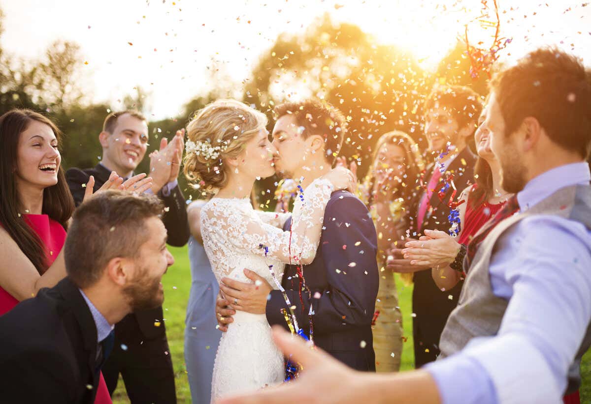 50 frases para felicitar a los novios el día de su boda