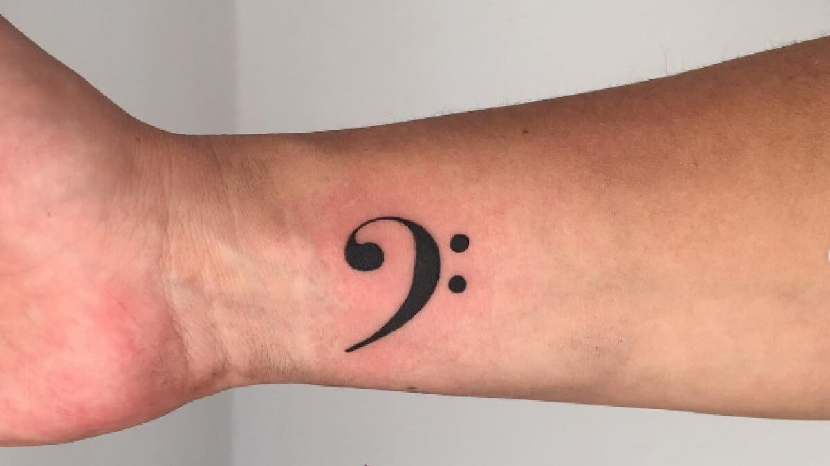 Tatuaje clave de fa