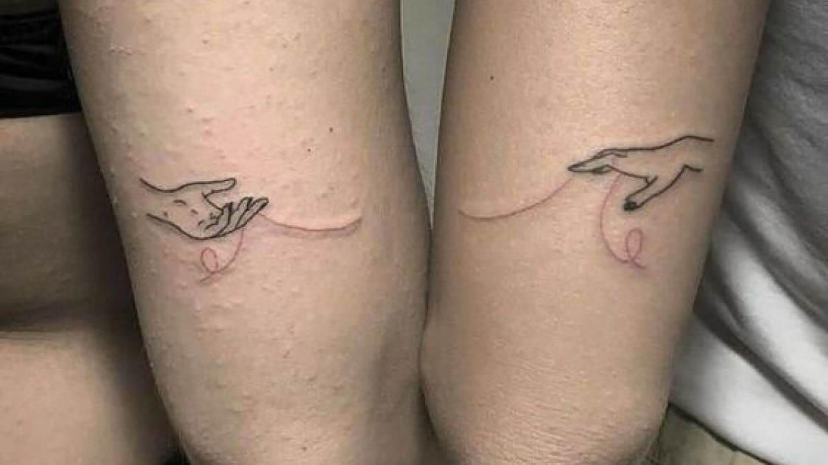 Tatuajes de amor para parejas: hilo rojo