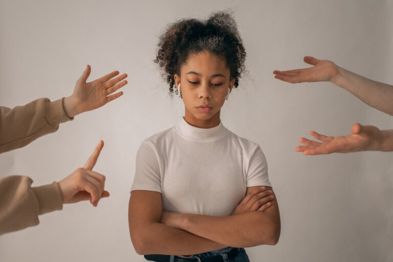 ¿Qué es el «body shaming» y cuáles son sus consecuencias emocionales?