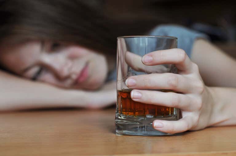 ¿Cómo prevenir el abuso de alcohol en adolescentes?