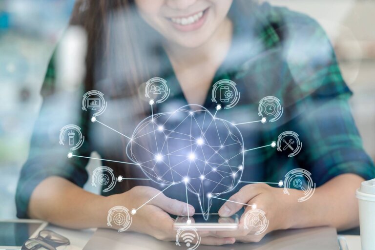 Así es como el uso del teléfono ha cambiado nuestro cerebro