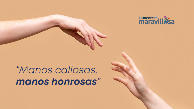 Manos que simbolizan refranes alusivos al trabajo