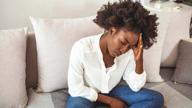 Estrés emocional: qué es, síntomas y cómo combatirlo