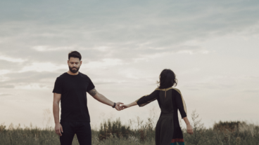 Mi ex no quiere perder el contacto conmigo: por qué y qué hacer