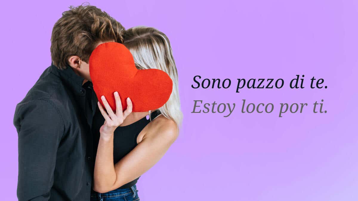 Expresión de amor en italiano con fondo de enamorados y corazón