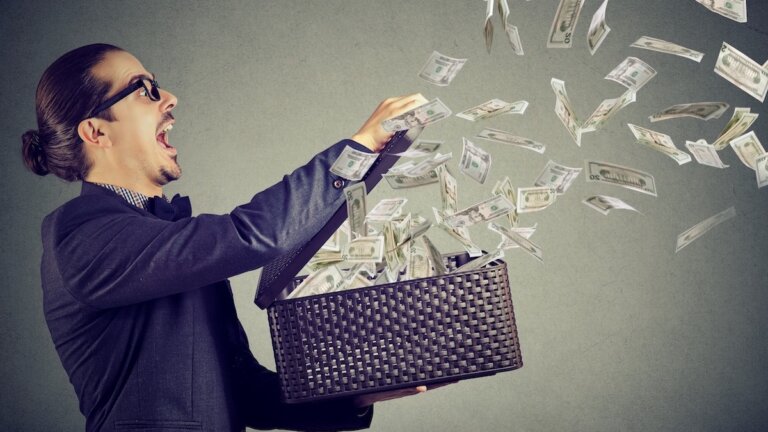 ¿Qué es la dismorfia del dinero? Claves y consejos