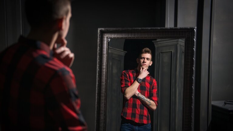 6 diferencias entre ser guapo y atractivo