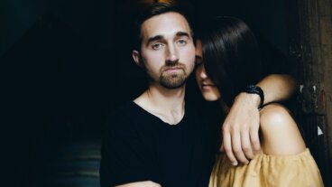 Cómo manejar la dependencia emocional en una amistad