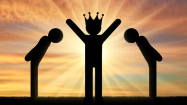 Diferencias entre el egocentrismo y el narcisismo, explicadas por una psiquiatra