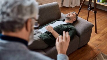 ¿Es peligrosa la hipnosis en terapia?