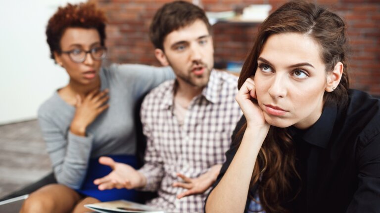 ¿Por qué no soporto a la gente? ¿Qué puedo hacer?