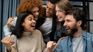 Cuáles son los tipos de humor más comunes y sus características