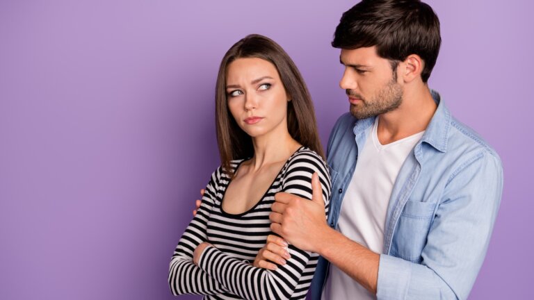 Cómo tratar a una persona con apego evitativo