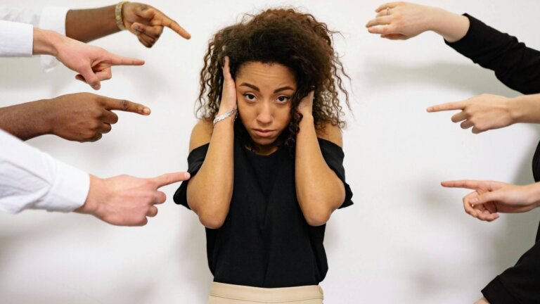 Victimismo crónico: por qué algunas personas viven en el papel de víctima