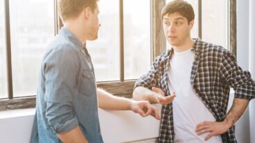 Esta es la manera más sana de responder cuando alguien se siente superior