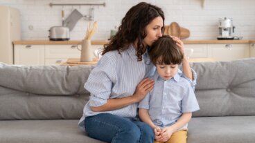 Proteger a tus hijos no es lo mismo que controlarlos más de la cuenta