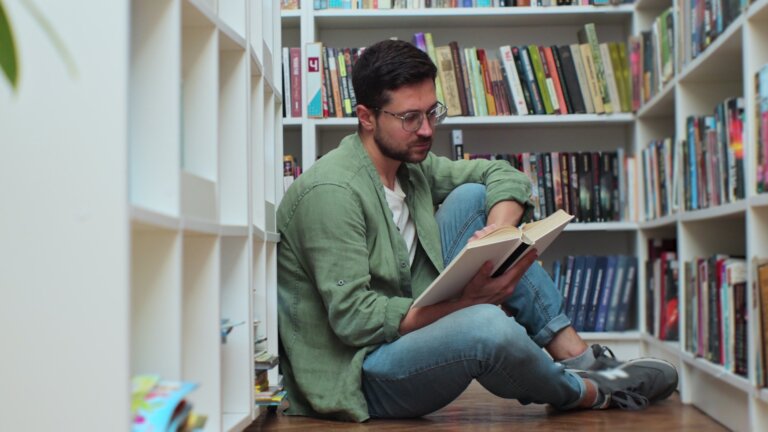 Las manías más comunes en personas con un coeficiente intelectual alto