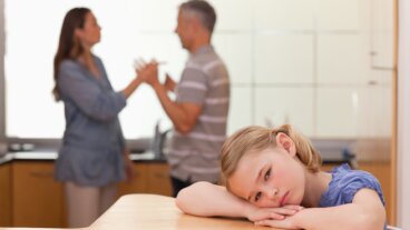 Las consecuencias ocultas del divorcio en la vida de los hijos, según un estudio reciente