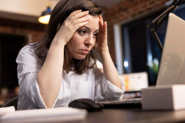 Cómo detectar el burnout en equipos digitales: señales y estrategias para evitarlo