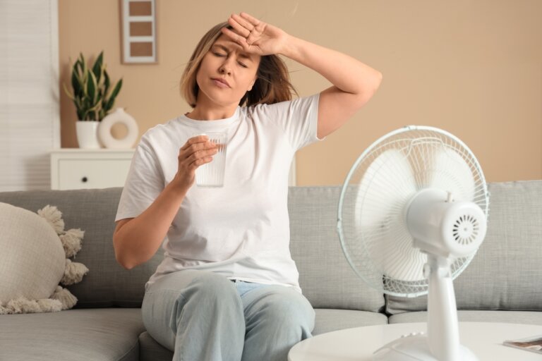 Calor, irritabilidad y cansancio mental: 7 consejos para cuidar tu bienestar en verano